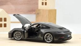 Norev - 1:18 Porsche 911 GT3 with Touring Package 2021 Grey metallic