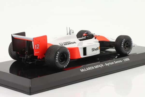 premium_collectibles_1_24_ayrton_senna_mclaren_mp4 3