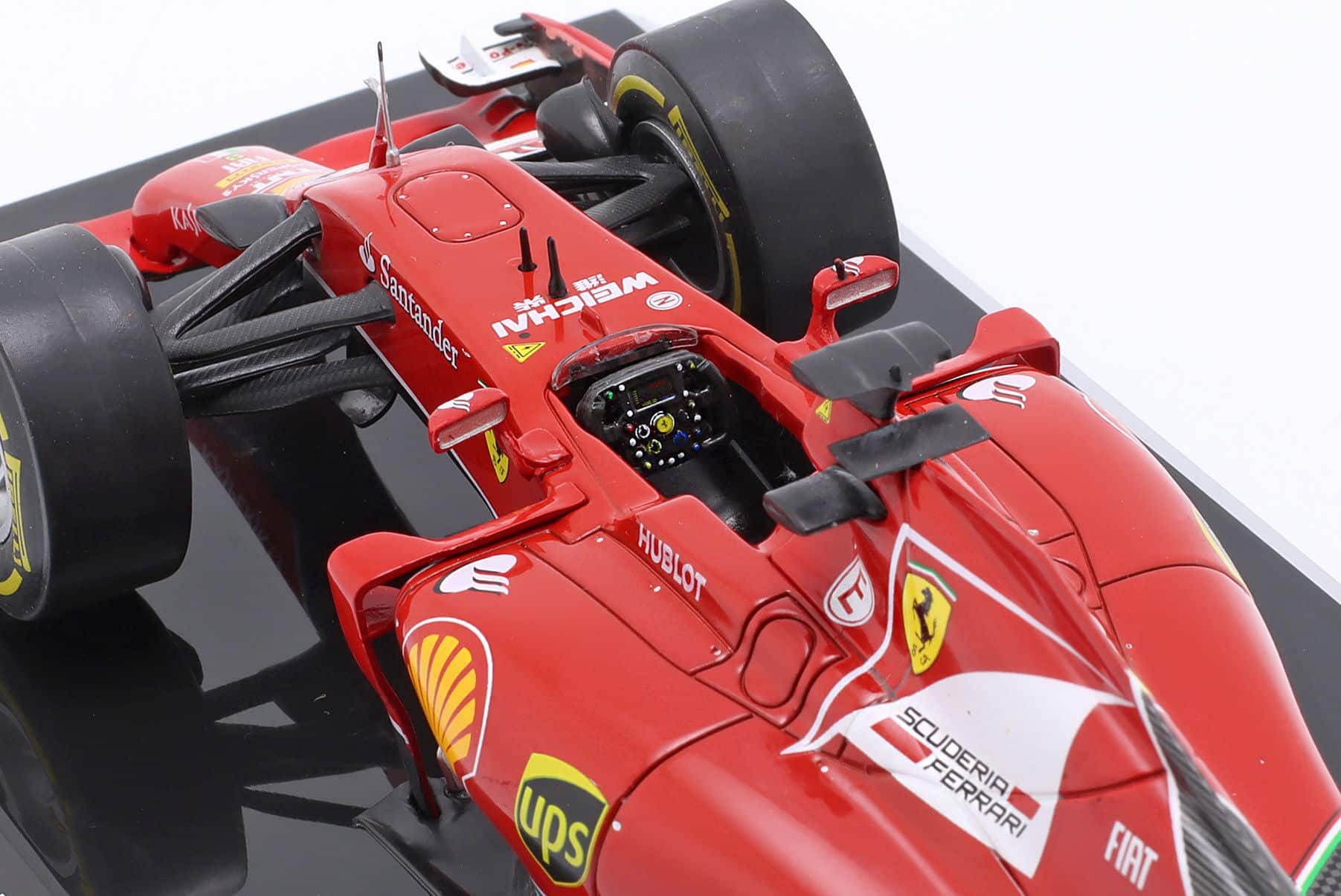1:24 Ferrari F14T No.14 Fernando Alonso 2014 F1 Season - Diecast Model 5 1:24 Ferrari F14T No.14 Fernando Alonso 2014 F1 Season - Diecast Model