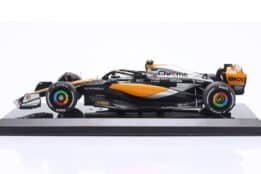 premium_collectibles_1_24_lando_norris_mclaren_mcl 4