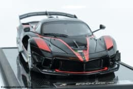 Runner - 1:18 Ferrari FXX-K EVO Black / Red - Limited Edition Resin Model