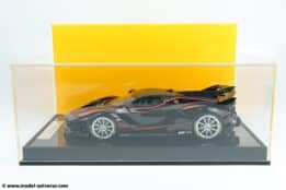 Runner - 1:18 Ferrari FXX-K EVO Black / Red - Limited Edition Resin Model