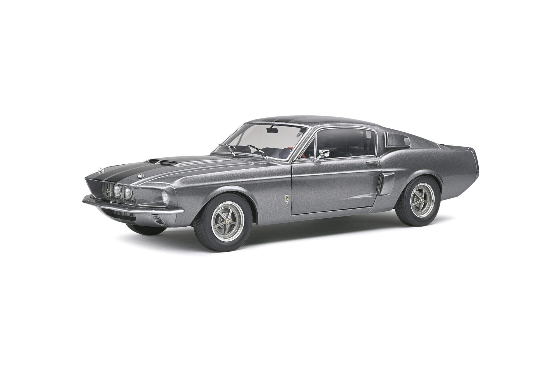 Solido - 1:18 Ford Shelby GT500 Fastback Grey (1967) Diecast Model | Model  Universe