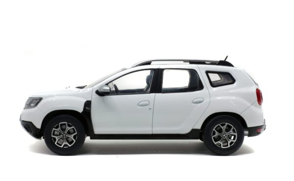 Solido S1804602 Dacia Duster white 1/18 diecast model