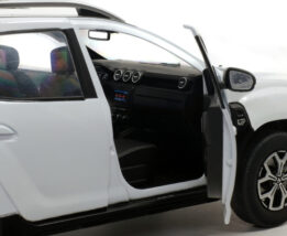 Solido S1804602 Dacia Duster white 1/18 diecast model
