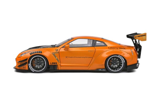 Solido S1805803 Nissan GTR R35 LB Works orange 1:18 scale diecast model car