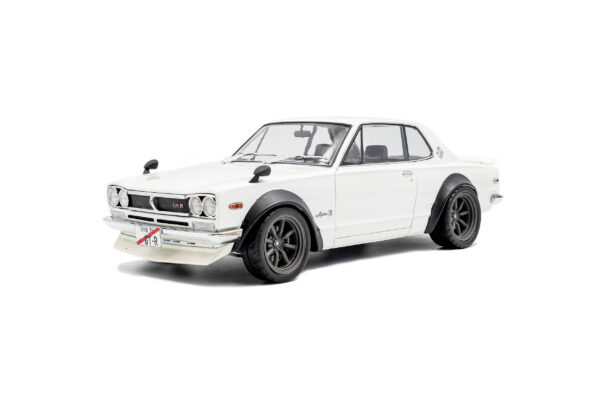 Solido 1:18 Nissan Skyline (C10) Hakosuka Solido Works Pearl White 1970 (S1813001) Diecast Model