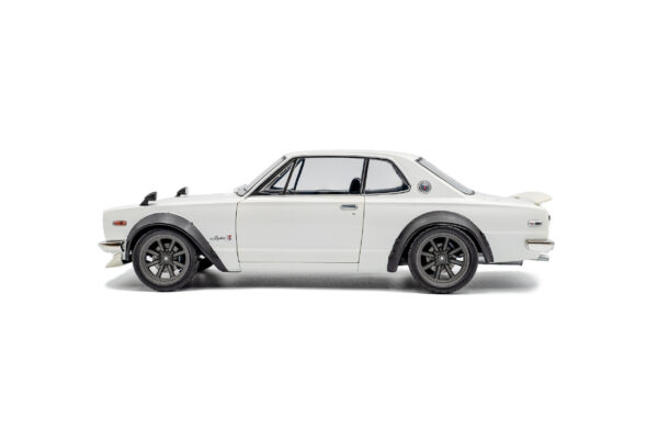 Solido 1:18 Nissan Skyline (C10) Hakosuka Solido Works Pearl White 1970 (S1813001) Diecast Model 10 Solido 1:18 Nissan Skyline (C10) Hakosuka Solido Works Pearl White 1970 (S1813001) Diecast Model