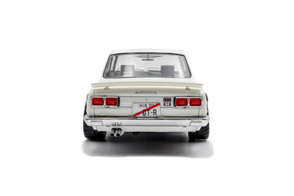 Solido 1:18 Nissan Skyline (C10) Hakosuka Solido Works Pearl White 1970 (S1813001) Diecast Model 13 Solido 1:18 Nissan Skyline (C10) Hakosuka Solido Works Pearl White 1970 (S1813001) Diecast Model