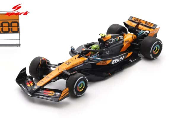 Spark 1:43 McLaren MCL39 No.4 McLaren Formula 1 Team Winner Hungarian GP 2025 Lando Norris McLaren 200GP (with pit board) (S9640) Resin Model