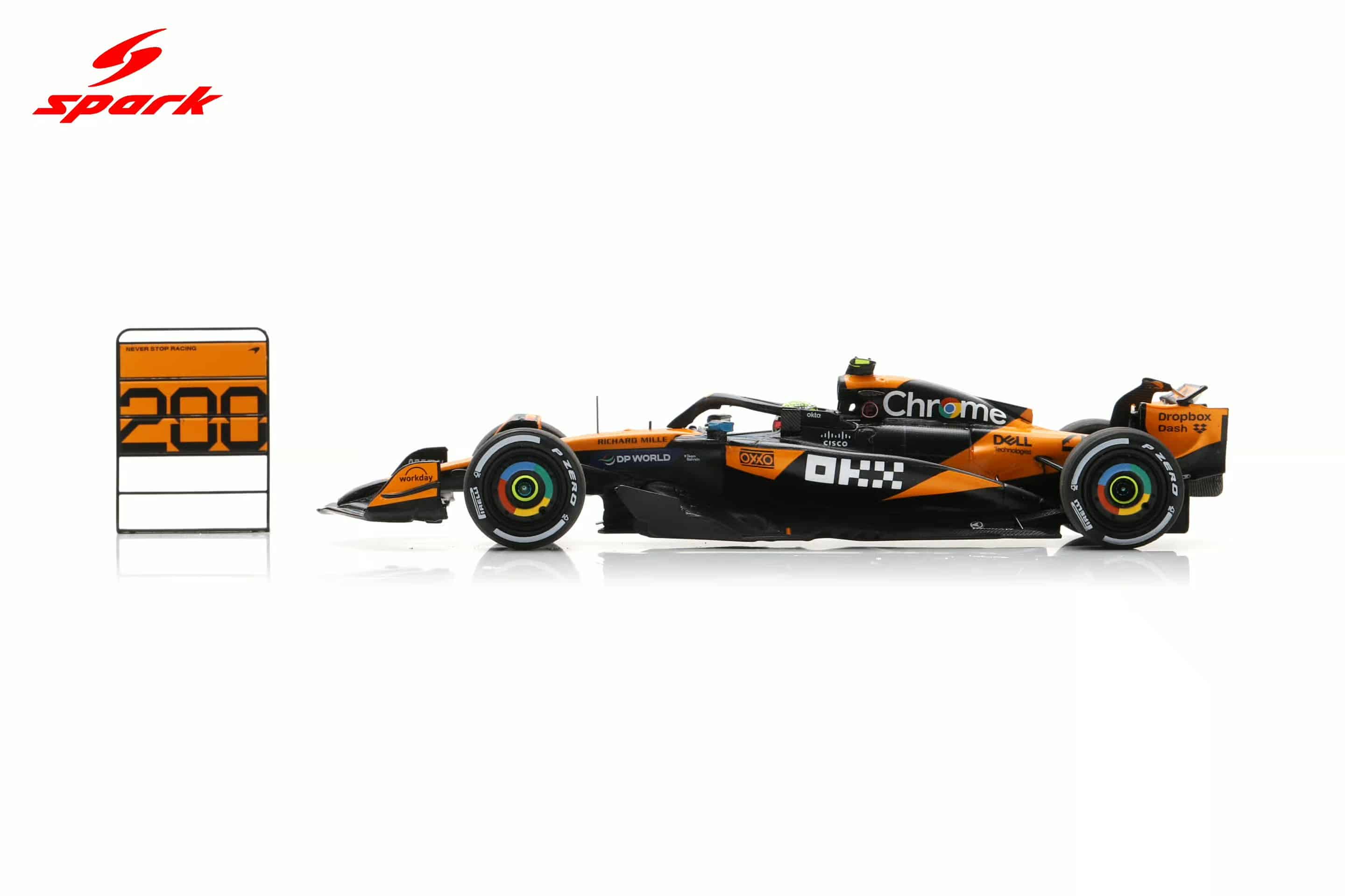 Spark 1:43 McLaren MCL39 No.4 McLaren Formula 1 Team Winner Hungarian GP 2025 Lando Norris McLaren 200GP (with pit board) (S9640) Resin Model 4 Spark 1:43 McLaren MCL39 No.4 McLaren Formula 1 Team Winner Hungarian GP 2025 Lando Norris McLaren 200GP (with pit board) (S9640) Resin Model - Image 4