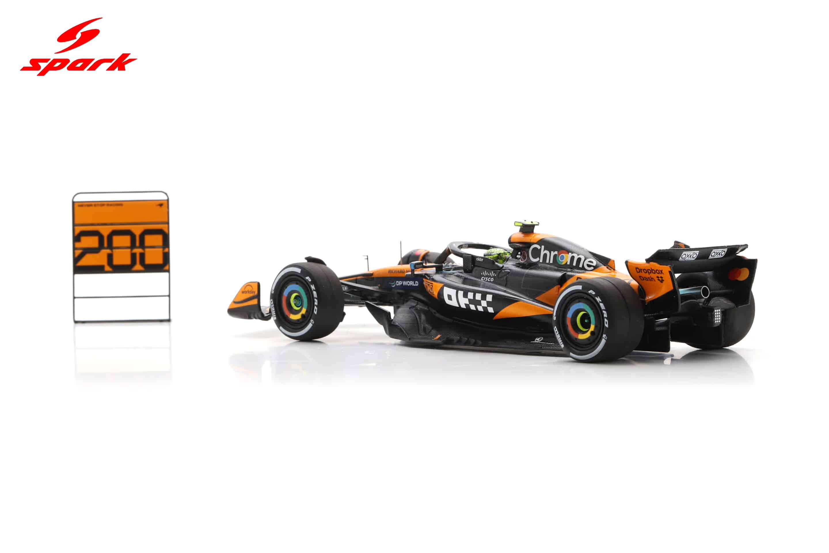 Spark 1:43 McLaren MCL39 No.4 McLaren Formula 1 Team Winner Hungarian GP 2025 Lando Norris McLaren 200GP (with pit board) (S9640) Resin Model 5 Spark 1:43 McLaren MCL39 No.4 McLaren Formula 1 Team Winner Hungarian GP 2025 Lando Norris McLaren 200GP (with pit board) (S9640) Resin Model - Image 5