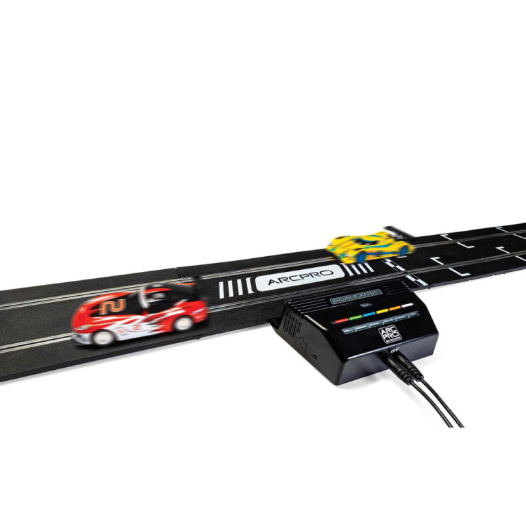 scalextric digital arc pro - power base and controllers - 1:32 power and control (c8435)