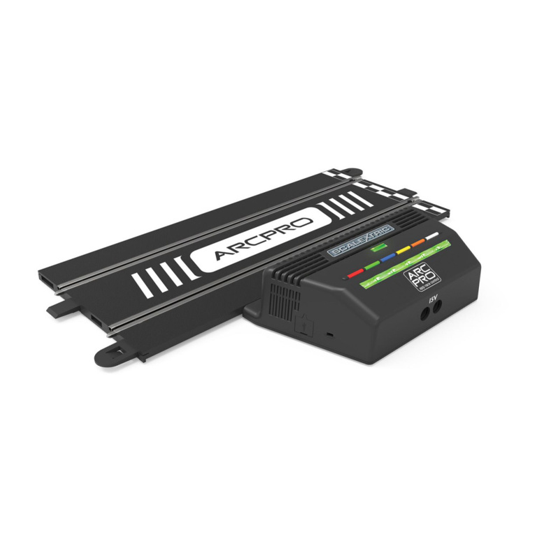 scalextric digital arc pro - power base and controllers - 1:32 power and control (c8435)