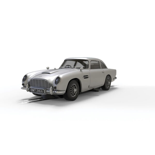 scalextric james bond aston martin db5 - goldfinger - 1:32 slot cars (c4436)