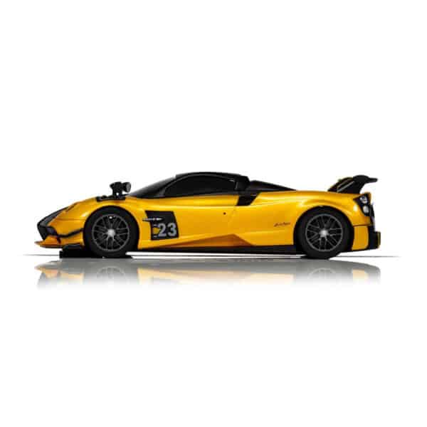 scalextric pagani huayra roadster bc - yellow - 1:32 (c4212)