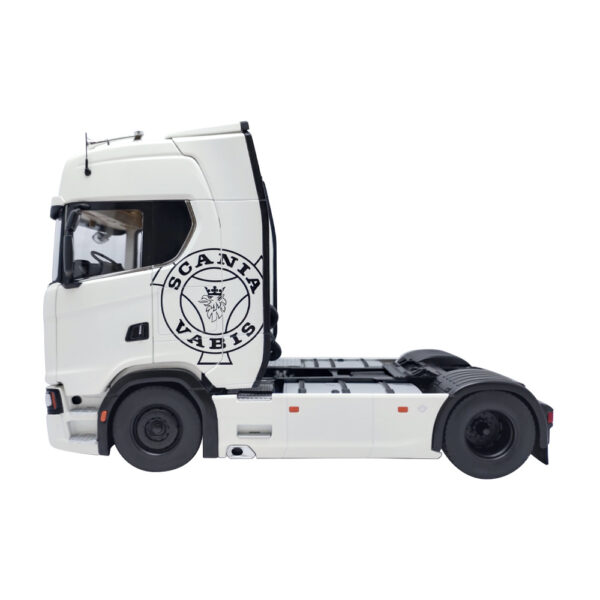 NZG 1019/41 1:18 Scania V8 730S 4x2 White Diecast Model Truck
