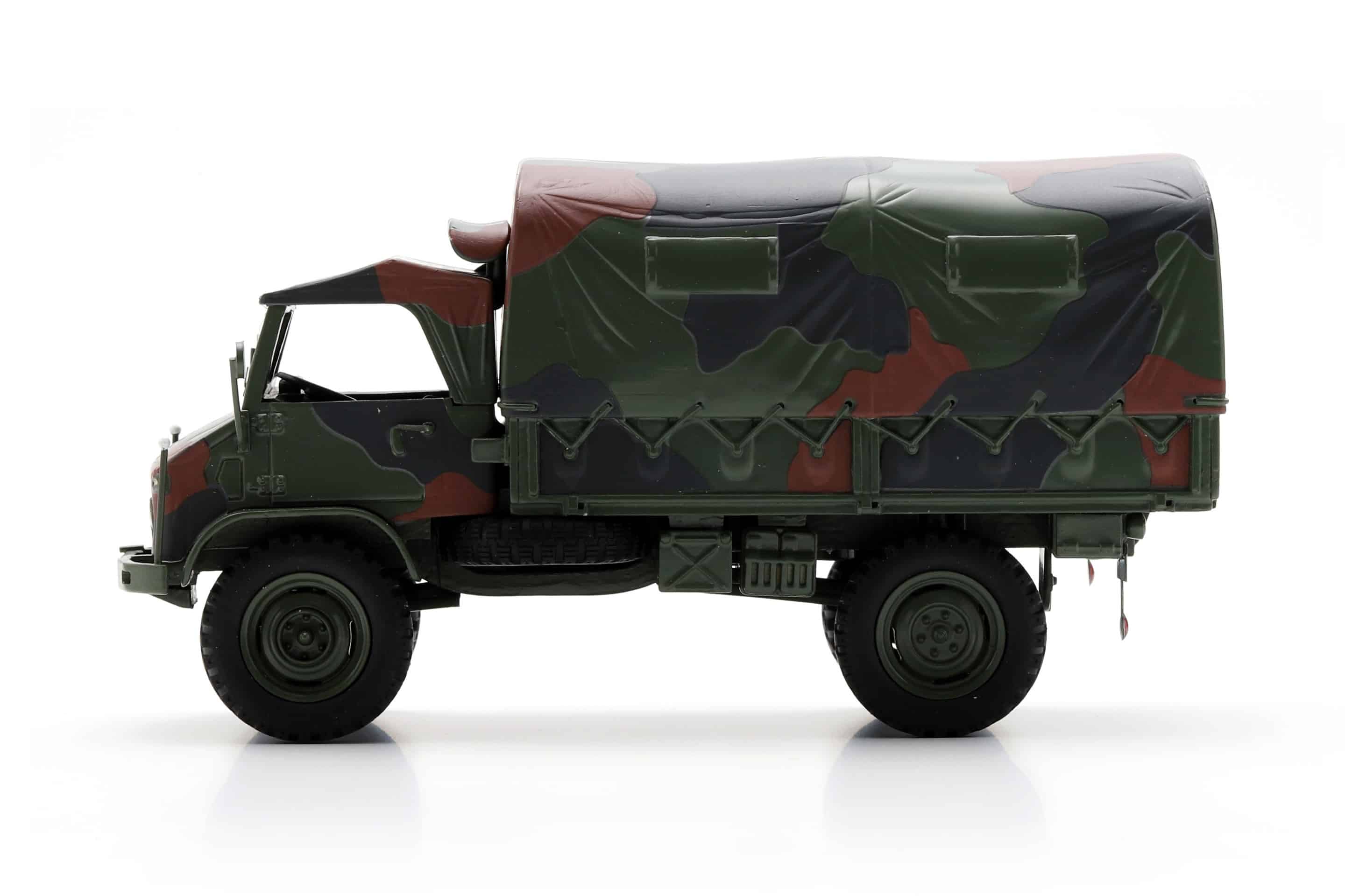 Schuco 1:35 Mercedes-Benz Unimog S404 German Army Camouflage (450931200) Resin Model 5 Schuco 1:35 Mercedes-Benz Unimog S404 German Army Camouflage (450931200) Resin Model - Image 5