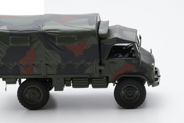 Schuco 1:35 Mercedes-Benz Unimog S404 German Army Camouflage (450931200) Resin Model 13 Schuco 1:35 Mercedes-Benz Unimog S404 German Army Camouflage (450931200) Resin Model
