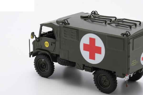 Schuco 1:35 Mercedes-Benz Unimog S404 Medic Unit German Army (450931100) Resin Model 15 Schuco 1:35 Mercedes-Benz Unimog S404 Medic Unit German Army (450931100) Resin Model