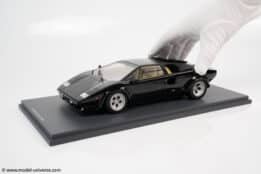 Schuco - 1:18 Lamborghini Countach LP5000 S Black - Resin Model