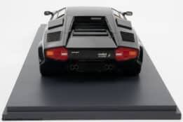 Schuco - 1:18 Lamborghini Countach LP5000 S Black - Resin Model