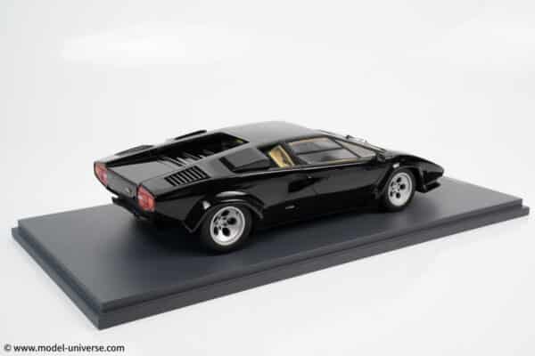 Schuco - 1:18 Lamborghini Countach LP5000 S Black - Resin Model