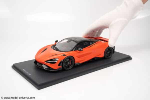 Schuco - 1:18 McLaren 765LT 2020 Orange - Resin Model