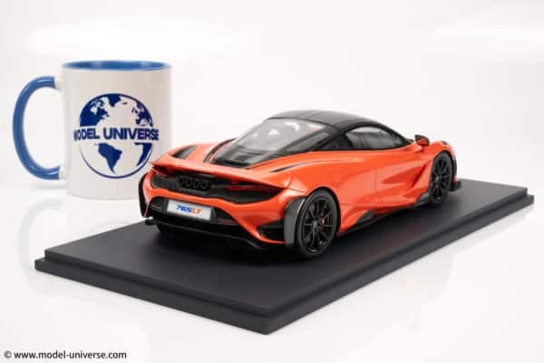 Schuco - 1:18 McLaren 765LT 2020 Orange - Resin Model
