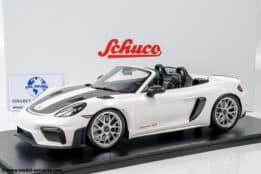 schuco 12U00012 porsche spyder rs 718 white resin model 02