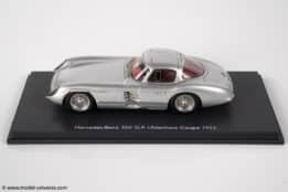 Schuco - 1:43 Mercedes-Benz 300 SLR Uhlenhaut Coupe 1955 Silver - Resin Model