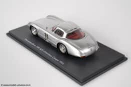 Schuco - 1:43 Mercedes-Benz 300 SLR Uhlenhaut Coupe 1955 Silver - Resin Model