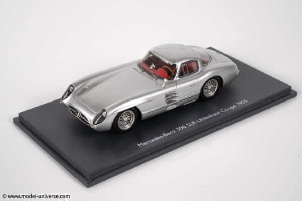 Schuco - 1:43 Mercedes-Benz 300 SLR Uhlenhaut Coupe 1955 Silver - Resin Model