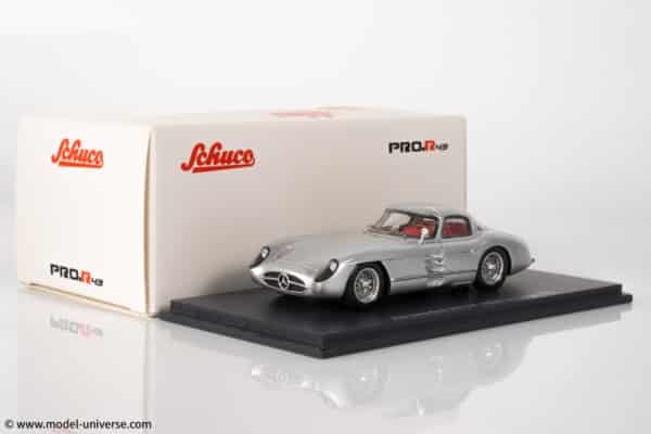 Schuco - 1:43 Mercedes-Benz 300 SLR Uhlenhaut Coupe 1955 Silver - Resin Model