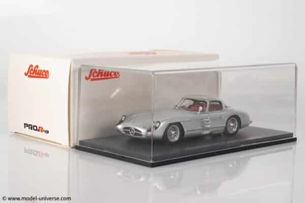 Schuco - 1:43 Mercedes-Benz 300 SLR Uhlenhaut Coupe 1955 Silver - Resin Model
