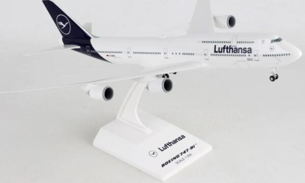 skymarks - 1:200 boeing b747-8i lufthansa w/gear new livery