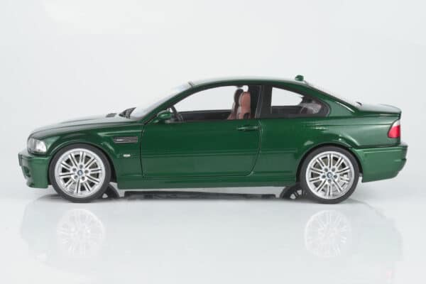 Solido 1:18 BMW E46 M3 Coupe Oxford Green 2000 (SOL 1806507) Diecast Model 14 Solido 1:18 BMW E46 M3 Coupe Oxford Green 2000 (SOL 1806507) diecast model – side profile