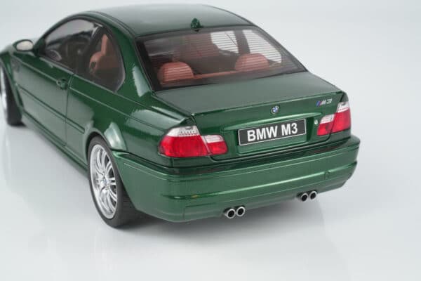 Solido 1:18 BMW E46 M3 Coupe Oxford Green 2000 (SOL 1806507) Diecast Model 17 Solido 1:18 BMW E46 M3 Coupe Oxford Green 2000 (SOL 1806507) diecast model – rear detail