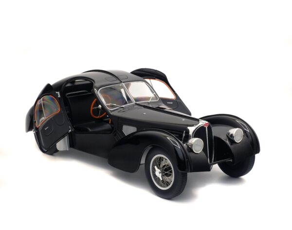 Solido 1:18 Bugatti Type 57 SC Atlantic Black 1937 (S1802101) Diecast Model 14 Solido 1:18 Bugatti Type 57 SC Atlantic Black 1937 (S1802101) diecast model – with doors open, front three-quarter