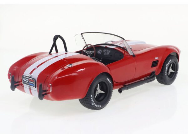 Solido 1:18 AC Shelby Cobra 427 S/C Red 1965 (S1804911) Diecast Model 7 Solido 1:18 Shelby Cobra 427 S/C Red 1965 (S1804911) diecast model – rear three-quarter view