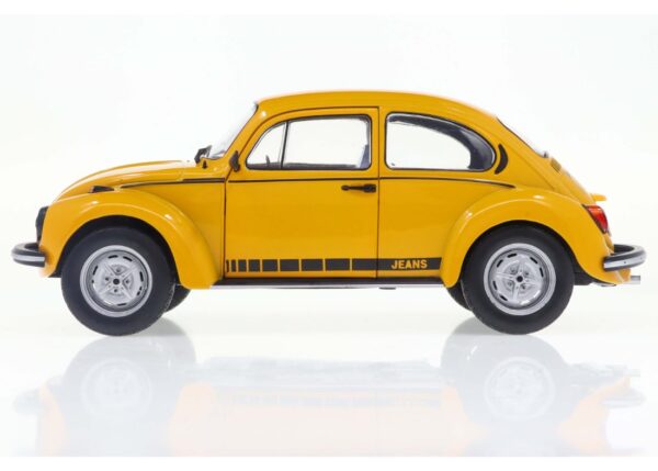 Solido 1:18 Volkswagen Beetle 1303 Jeans Yellow 1974 (S1800522) Diecast Model 6 Solido 1:18 Volkswagen Beetle 1303 'Jeans' Orange 1974 (S1800522) diecast model – side profile