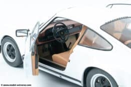 Solido - 1:18 Porsche 911 (930) 3.0 SC Grand Prix White 1974 - Diecast Model