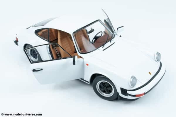 Solido - 1:18 Porsche 911 (930) 3.0 SC Grand Prix White 1974 - Diecast Model