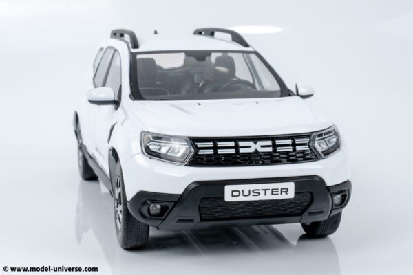 Solido - 1:18 Dacia Duster PH.2.5 White (2018) - Diecast Model 18 Solido - 1:18 Dacia Duster PH.2.5 White (2018) - Diecast Model