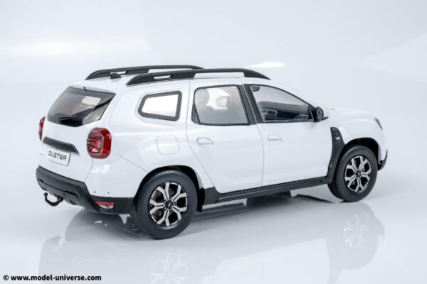 Solido - 1:18 Dacia Duster PH.2.5 White (2018) - Diecast Model 13 Solido - 1:18 Dacia Duster PH.2.5 White (2018) - Diecast Model