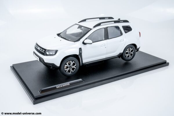 Solido - 1:18 Dacia Duster PH.2.5 White (2018) - Diecast Model 17 Solido - 1:18 Dacia Duster PH.2.5 White (2018) - Diecast Model