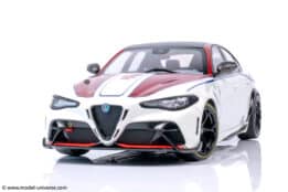 Solido - 1:18 Alfa Romeo Giulia GTA-M White/Red 2023 - Diecast Model