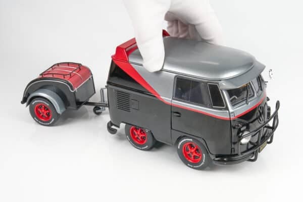 Solido - 1:18 Cool Combi Sport 2024 Black / Red "A-Team" - Diecast Model
