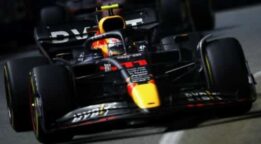 spark - 1:18 oracle red bull racing rb18 #11 winner singapore gp 2022 sergio perez
