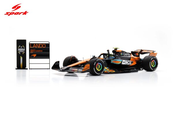 Spark 1:18 McLaren MCL39 No.4 Lando Norris F1 World Champion 3rd Abu Dhabi GP 2025 with Pitboard (18S1118) Resin Model 16 Spark 1:18 McLaren MCL39 No.4 Lando Norris F1 World Champion 3rd Abu Dhabi GP 2025 with Pitboard (18S1118) Resin Model - Image 5